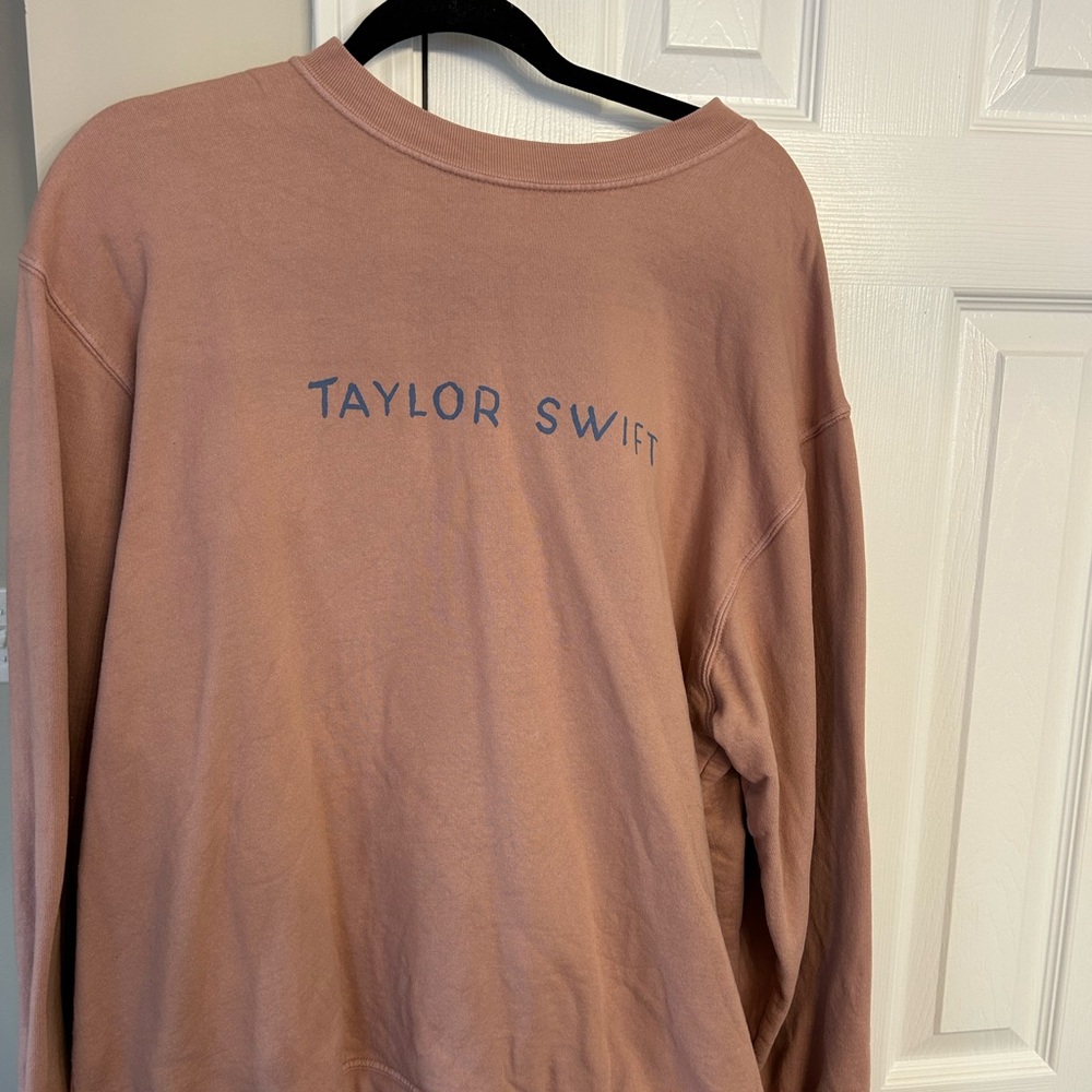 Taylor Swift 1989 (Taylor’s Version) crew